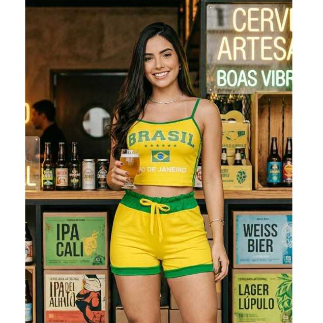 Conjunto Brasil Feminino Torcedor Cropped e Shorts